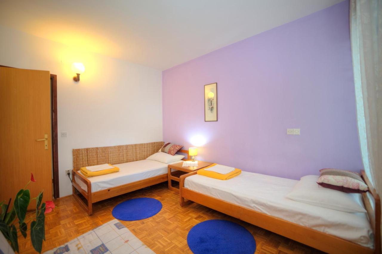 Apartments Villa Rojnica เยลซา ภายนอก รูปภาพ