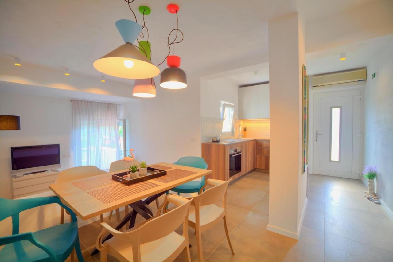 Apartments Villa Rojnica เยลซา ภายนอก รูปภาพ